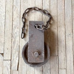 Materials of yesteryear: OLD H7 PULEY