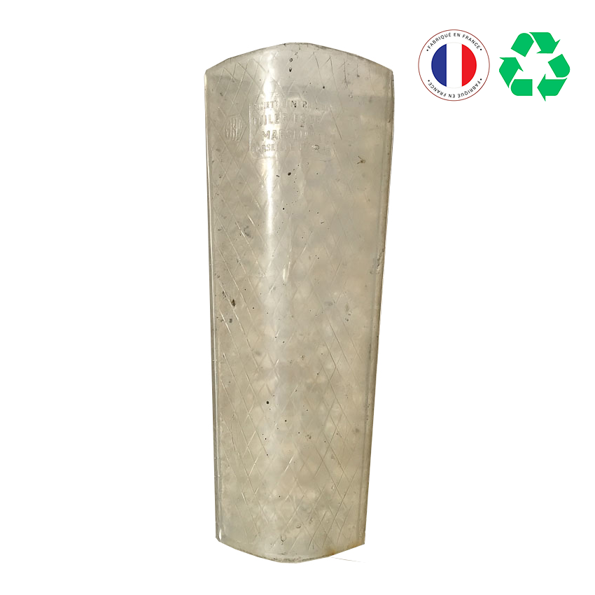 Materials of yesteryear: GLASS CHANNEL TILE