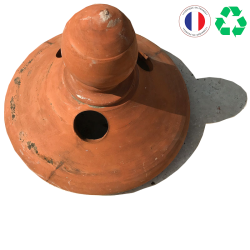 Materials of yesteryear: ROOF DECORATION HAT TILE