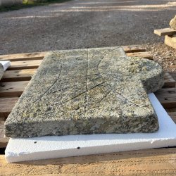 Materials of yesteryear: ROMAN SUNDIAL