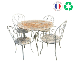ENSEMBLE TABLE ET CHAISES...