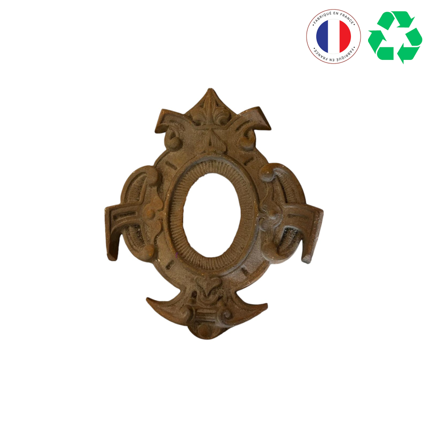 Materials of yesteryear: DECORATIVE OBJECT H24