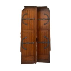 Materials of yesteryear: ENTRANCE DOOR WITH OLD STONE FRAME