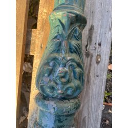 POTEAU ANCIEN EN FONTE H117
