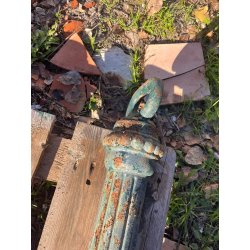 POTEAU ANCIEN EN FONTE H110