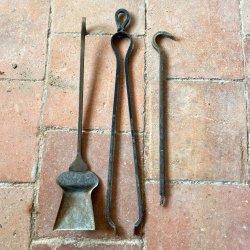 Materials of yesteryear: H83 FIREPLACE ACCESSORY SET